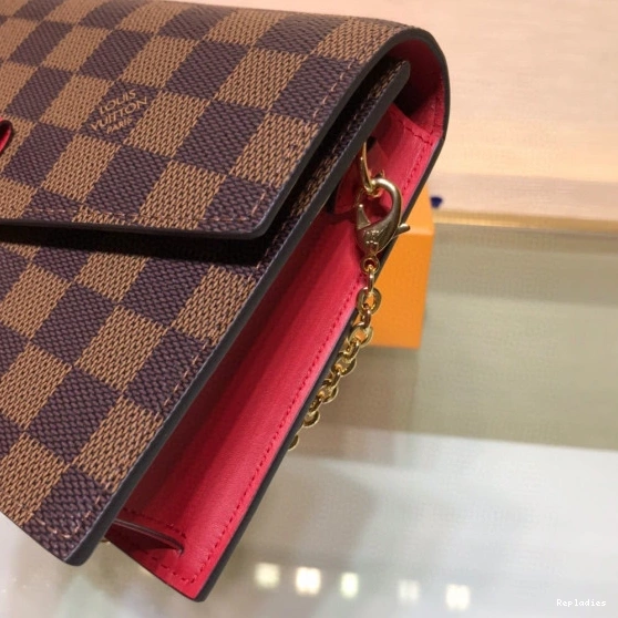 Fake Louis Bags VUITTON LOUIS CHAIN CROISETTE WALLET 0723